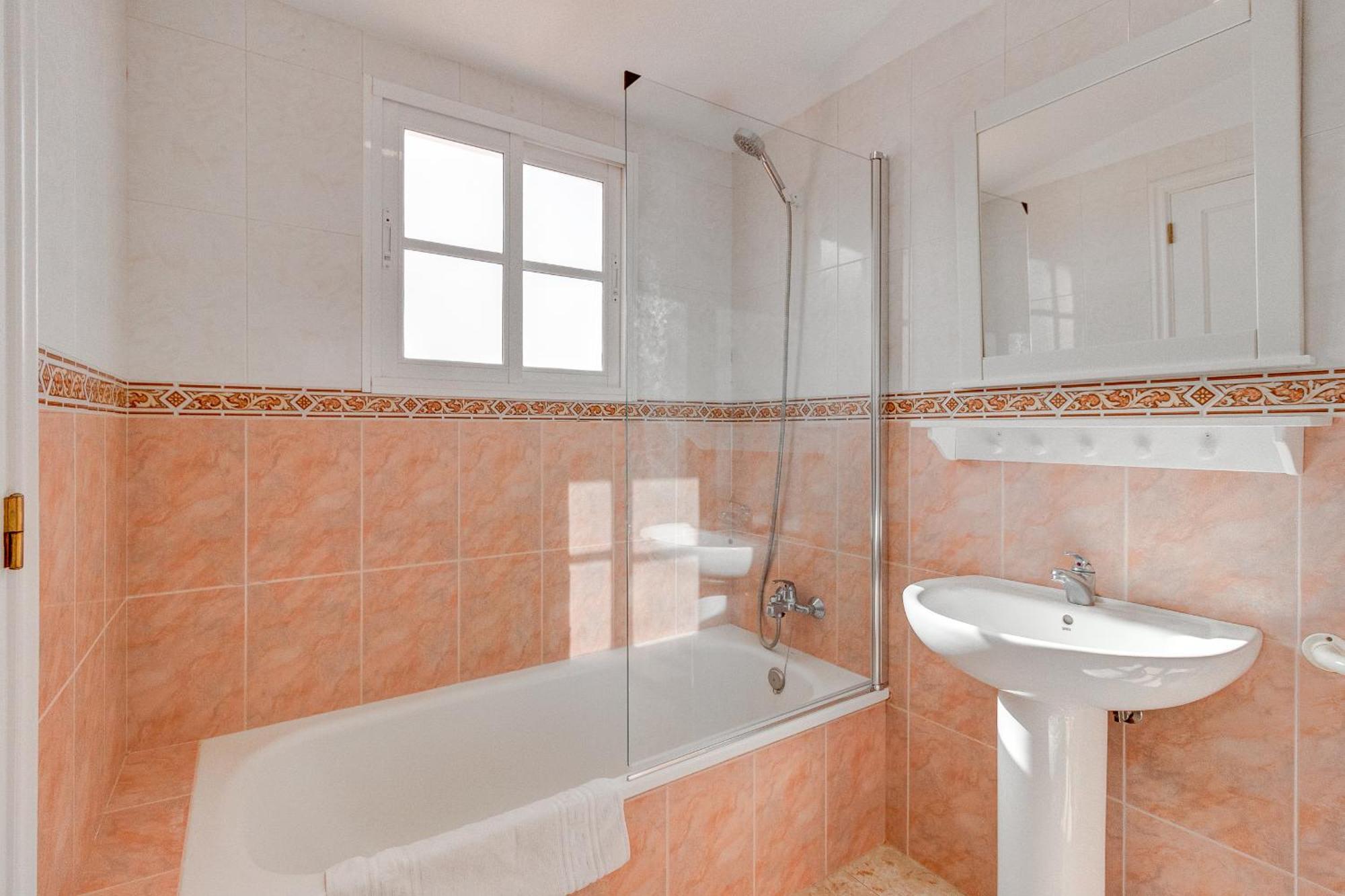 Bonita Casa Nina Con Jacuzzi By Paramount Holidays بلايا دي سان خوان المظهر الخارجي الصورة